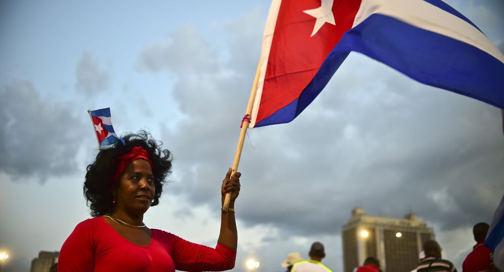 Casi 2 millones de personas despidieron a Fidel Castro en La Habana (foto 1)