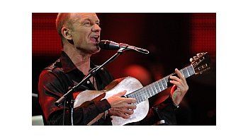 Sting repasó las canciones más conocidas de su exgrupo y su carrera como solista.