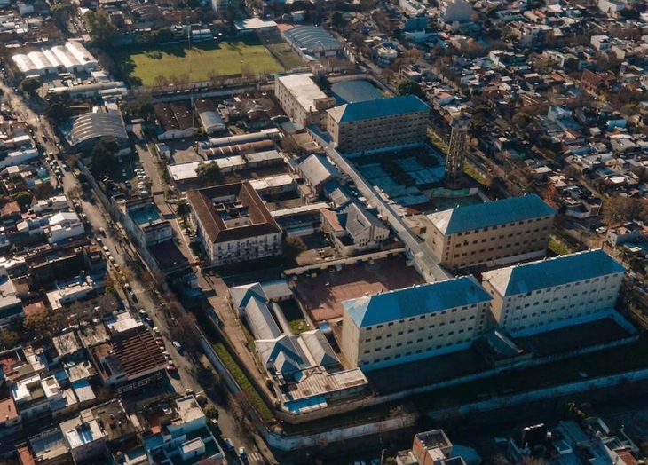 Vista aérea de la cárcel de Devoto. Ocupa el predio delimitado por las calles Bermúdez, Nogoyá, Desaguadero y Pedro Lozano