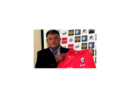 Claudio Borghi en el momento de su presentación oficial como entrenador de la Selección de Chile.