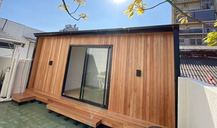 Tambien pueden instalarse en construcciones preexistentes para distintos usos Tambien pueden instalarse en construcciones preexistentes para distintos usos