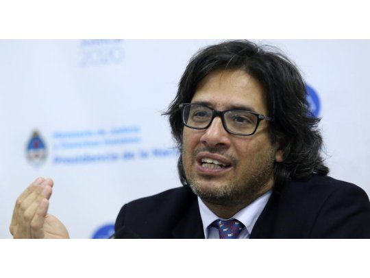 Que los tribunales tengan que decir que los hechos no prescriben es porque la justicia no los pudo resolver a tiempo.