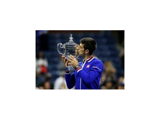 Djokovic besó por segunda vez el trofeo del US Open.
