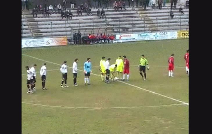 Marca a los 4 segundos de partido