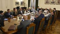Diputados y senadores de la UCR recibieron a ministros de Economía y Hacienda de las provincias radicales para analizar el Presupuesto 2025.&nbsp;