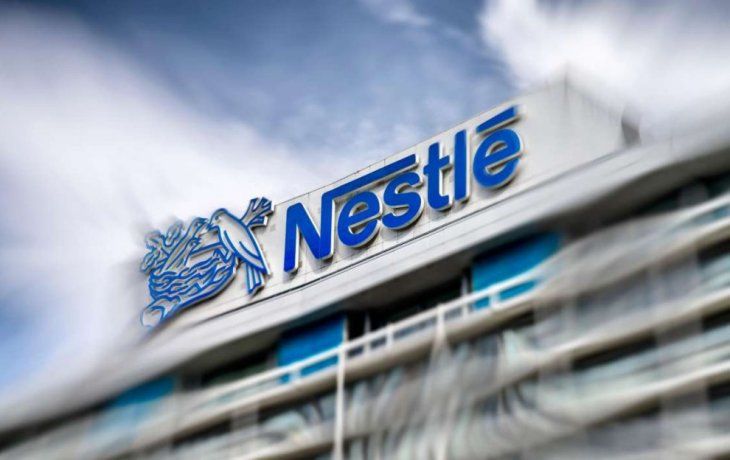 Nestlé, demandada: ¿Por qué la acusan de violar la intimidad de sus trabajadores?
