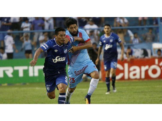 Atlético Tucumán recibe a Arsenal.