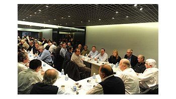 Más adhesiones a la conducción compartida en la CGT oficialista