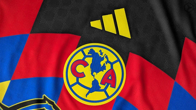 Posteos sugestivos en las redes sociales de ambos jugadores del América hacen pensar que Isaías Violante y Annie Karich estarían viviendo un romance.