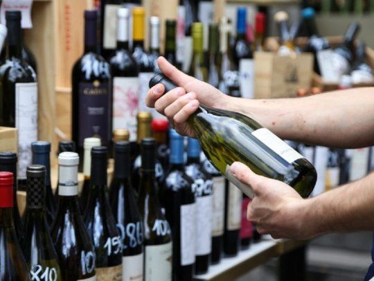 Escenario. La escasez de botellas para envasar vino hace peligrar el stock de unidades que se comercializan en el país.