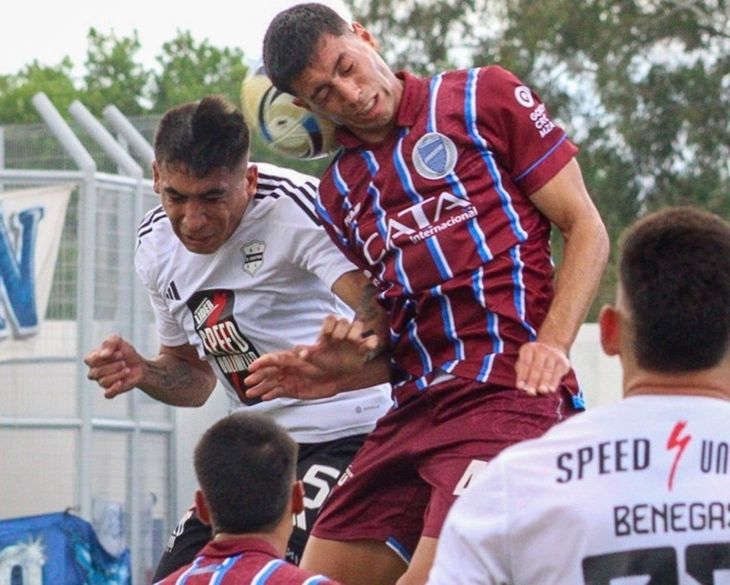 Trabado partido en Mendoza, en donde Godoy Cruz terminó de perder la categoría. Trabado partido en Mendoza, en donde Godoy Cruz terminó de perder la categoría.