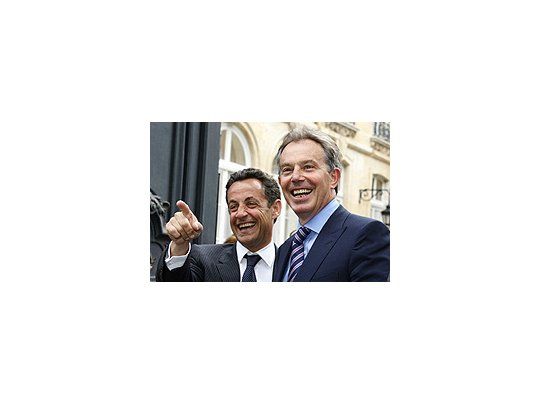 El presidente de Francia, Nicolas Sarkozy, apoyaría el ofrecimiento del primera presidencia de la UE al ministro Tony Blair.