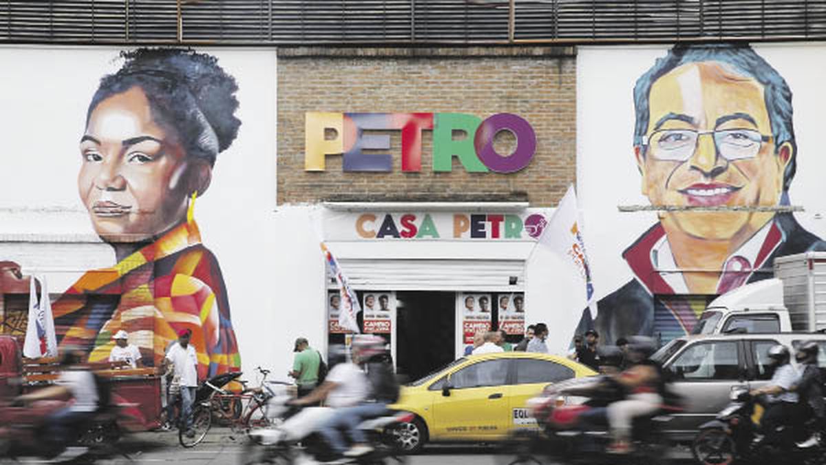 A country ravaged by the economic crisis, social exclusion and the power of mafia groups