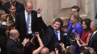 A la espera de los 90 proyectos prometidos, Diputados apura la Ley de Glaciares. A la espera de los 90 proyectos prometidos, Diputados apura la Ley de Glaciares.