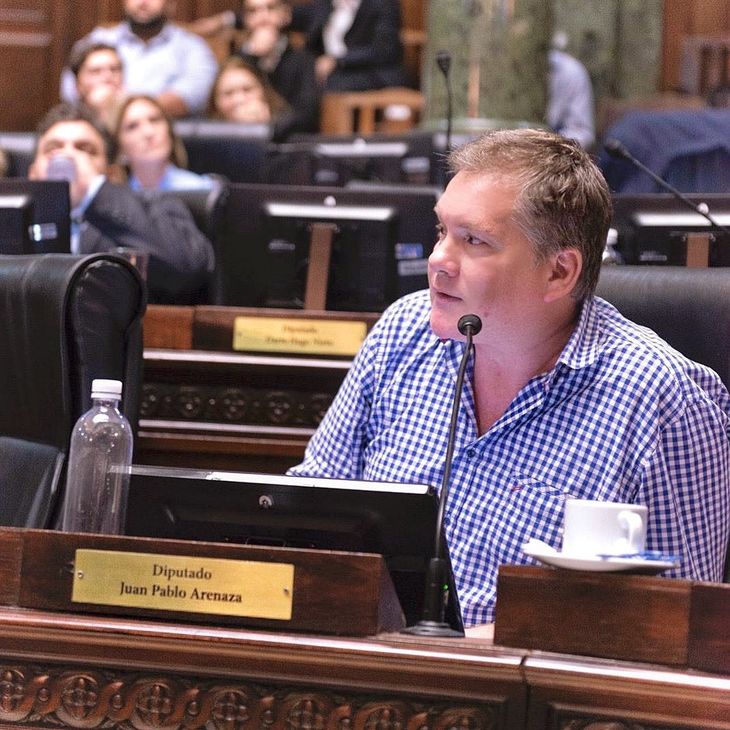 Juan Pablo Arenaza, legislator from Vamos por Más and ally of Patricia Bullrich. Juan Pablo Arenaza, legislator from Vamos por Más and ally of Patricia Bullrich.