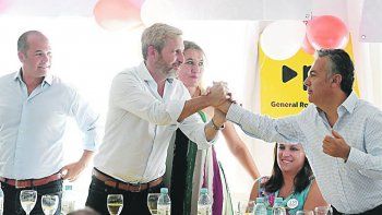 Unidad. Rogelio Frigerio acompañó a Alfredo Cornejo en la presentación de la fórmula para la gobernación de Río Negro, que estará encabezada por el diputada UCR, Lorena Matzen.&nbsp;