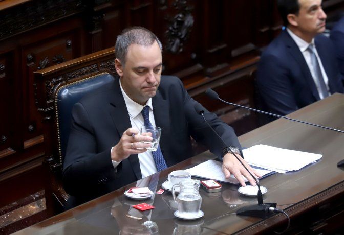 Manuel Adorni podría regresar a la Cámara de Diputados por una interpelación.