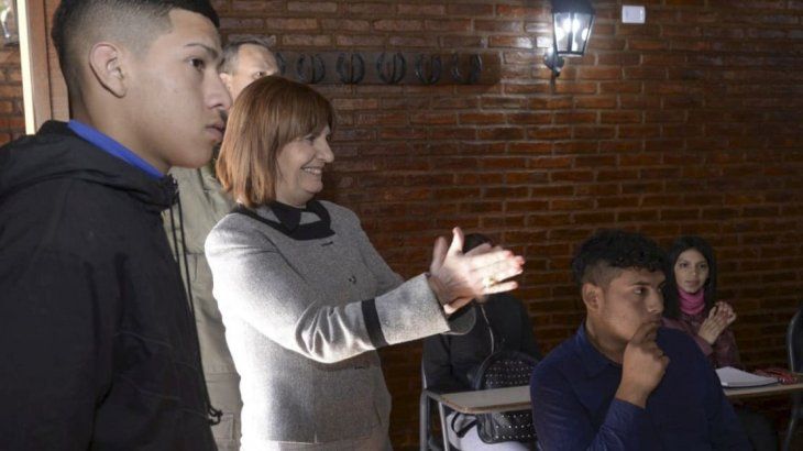 Patricia Bullrich encabezó el lanzamiento del Servicio Cívico Voluntario en Valores.