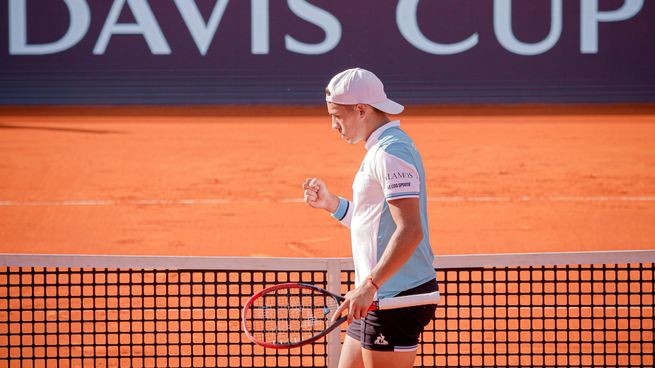 Báez volvió a ganar en la Copa Davis luego de un año y medio.
