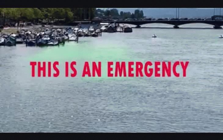 Un río verde fosforescente sorprende a Suiza