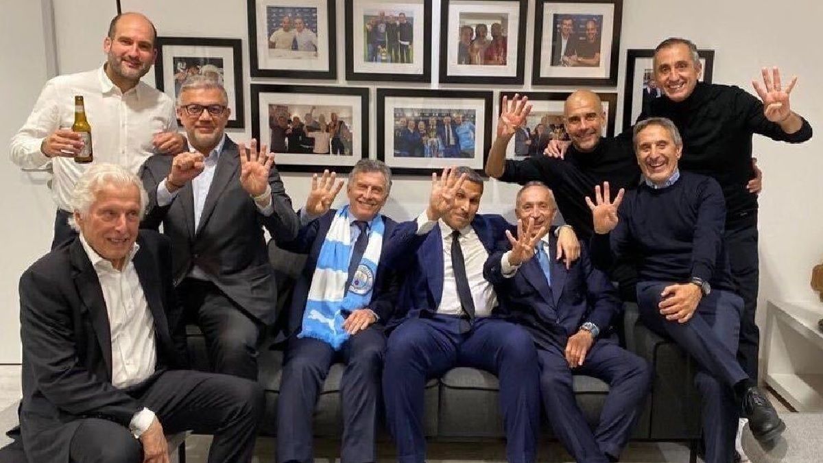 How did Macri come to take a picture with Guardiola?