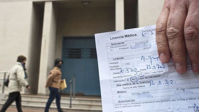 El gobierno negociará un nuevo régimen de licencias médicas con los sindicatos.