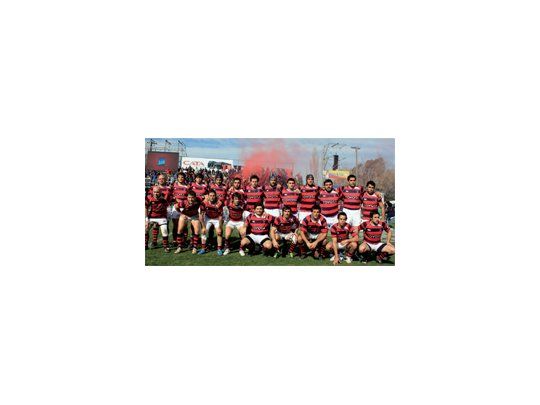 Azulgrana campeón. Los Tordos cortó una racha de cinco años sin alegrías y se consagró venciendo a Liceo.