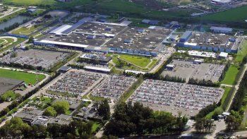 La fábrica de Volkswagen en el Centro Industrial Pacheco postergará por una semana el reinicio de su producción.