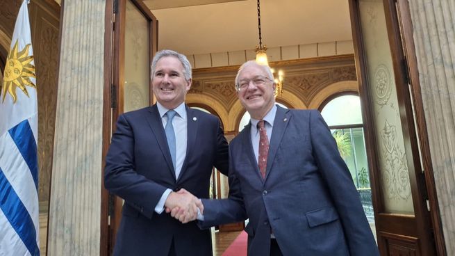 Mario Lubetkin y Pablo Quirno se reunieron este martes en el marco de decidir que harán con la relocalización de la planta de hidrógeno verde en Paysandú.&nbsp;