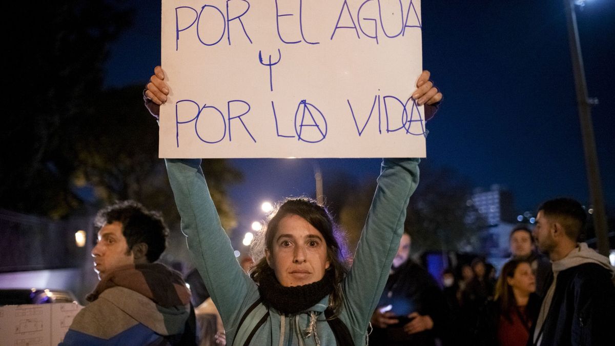 the situation in Montevideo is very critical
