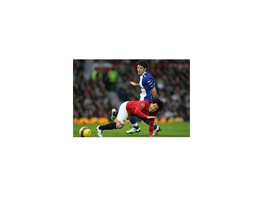 Tevez vuelve a marcar el triunfo del Manchester