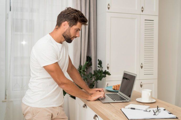 Algunas plataformas también ofrecen tareas para empleados freelance. Algunas plataformas también ofrecen tareas para empleados freelance.