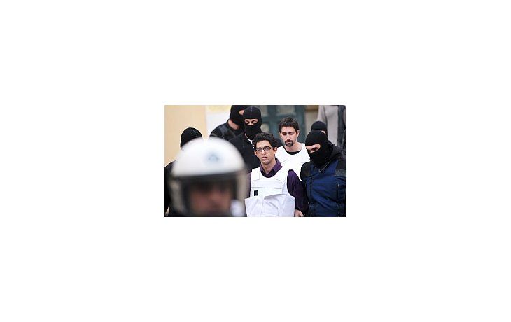 Las autoridades griegas lograron localizar a doce de ellos ayer