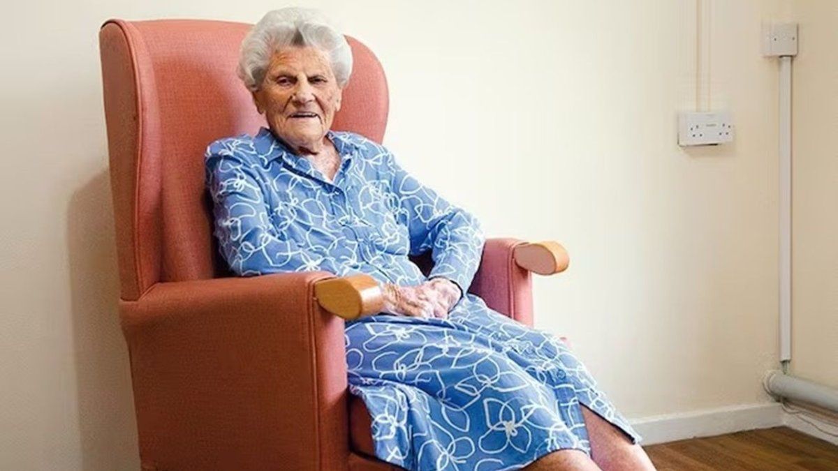 Ethel Caterham, the 115 -year -old British woman who became the longest person in the world