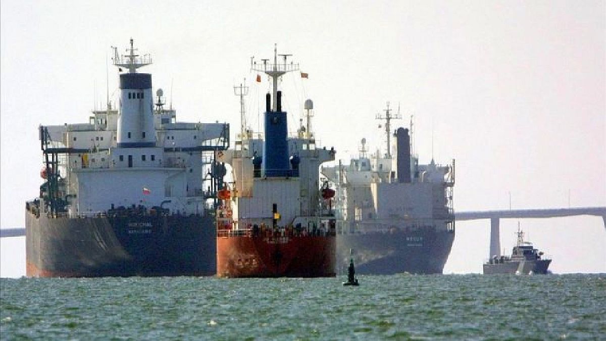 Iran increased oil exports as nuclear talks resume