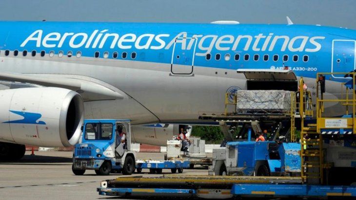 Llegó el vuelo de Aerolíneas Argentinas con más dosis de la vacuna Sputnik V