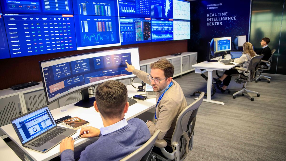 Acciones de YPF se hunden 5% tras fallo adverso en EEUU y la renta variable se encamina a cerrar su segundo peor mes en el año