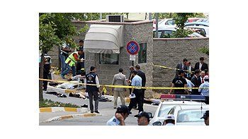 Turquía: ataque frente a consulado de EEUU deja seis muertos