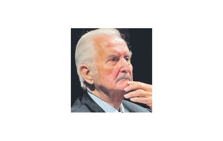 En 1928 nace el escritor Carlos Fuentes. En 1928 nace el escritor Carlos Fuentes.