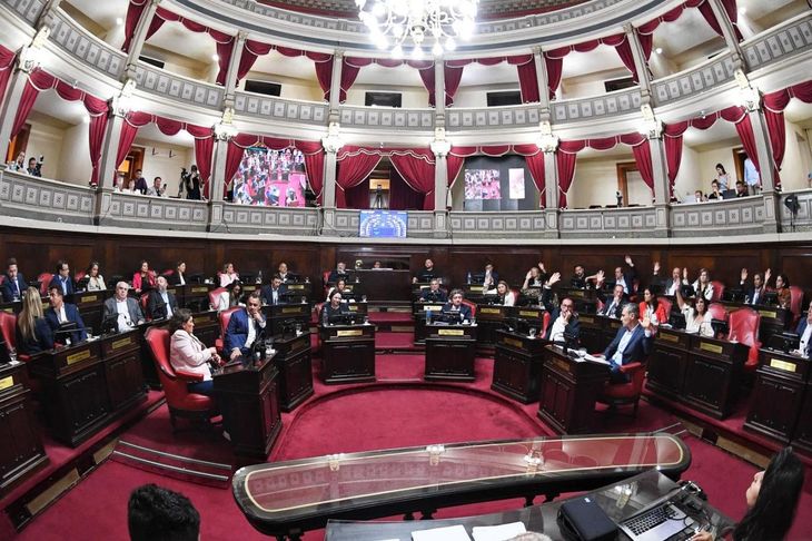 La Cámara de Senadores de la provincia.
