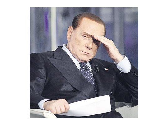 La sentencia condenatoria de ayer era la primera que Silvio Berlusconi esperaba por estos días. Como el fallo no está firme, no irá preso.