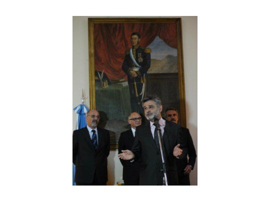 Daniel Filmus tiene la palabra, luego de asumir como secretario de Asuntos Relativos a Malvinas del Ministerio de Relaciones Exteriores, en el Palacio San Martín.