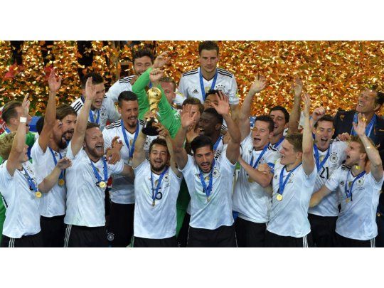 Alemania vuelve a levantar un trofeo: esta vez el de la Copa Confederaciones.