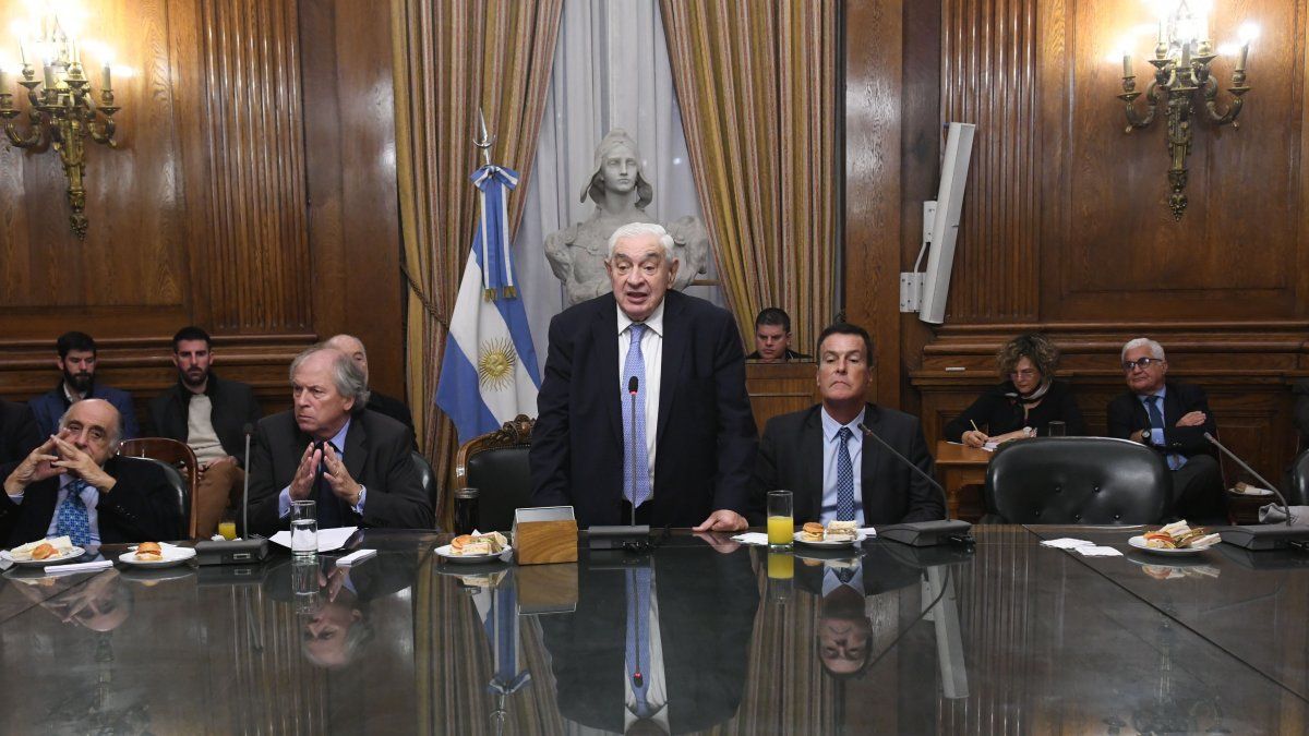 Adelmo Gabbi was re-elected as president of the Buenos Aires Stock Exchange