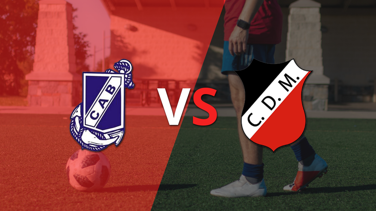 The match between G. Brown (Madryn) and Deportivo Maipú begins