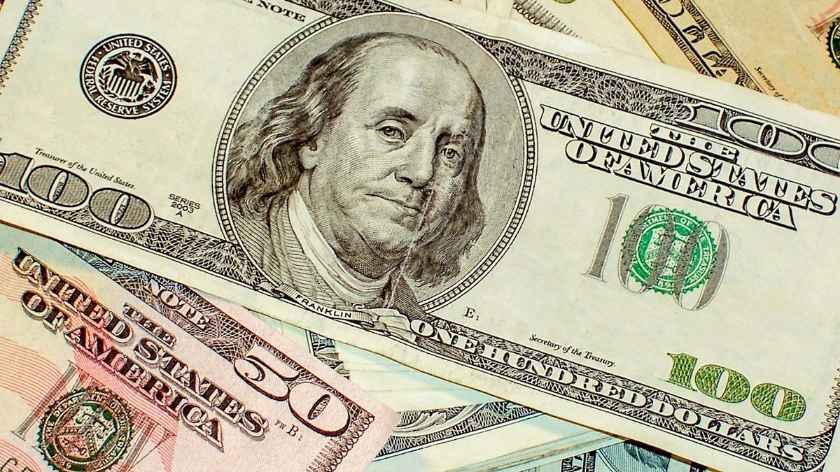 The dollar rose 0.19% after two days of decline