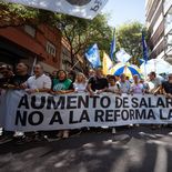 Sindicatos combativos llamaron a una huelga y anunciaron que se movilizarán contra el proyecto laboral. Sindicatos combativos llamaron a una huelga y anunciaron que se movilizarán contra el proyecto laboral.