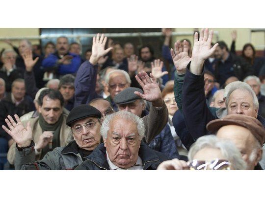 Advertencia del massismo: Un jubilado necesita $ 19.400 y el Gobierno le da $ 8.600