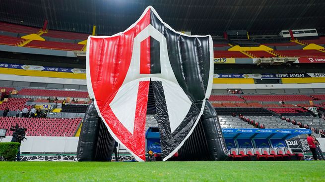 Bombazo en la LigaMX: Atlas fue vendido por el Grupo Orlegui&nbsp; al propietario&nbsp;José Miguel Bejos, quien es propietario del equipo de béisbol de los Pericos de Puebla.