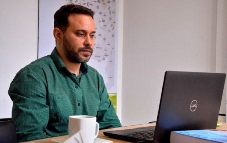 El jefe de asesores del Ministerio de Salud de la provincia de Buenos Aires, Enio García.